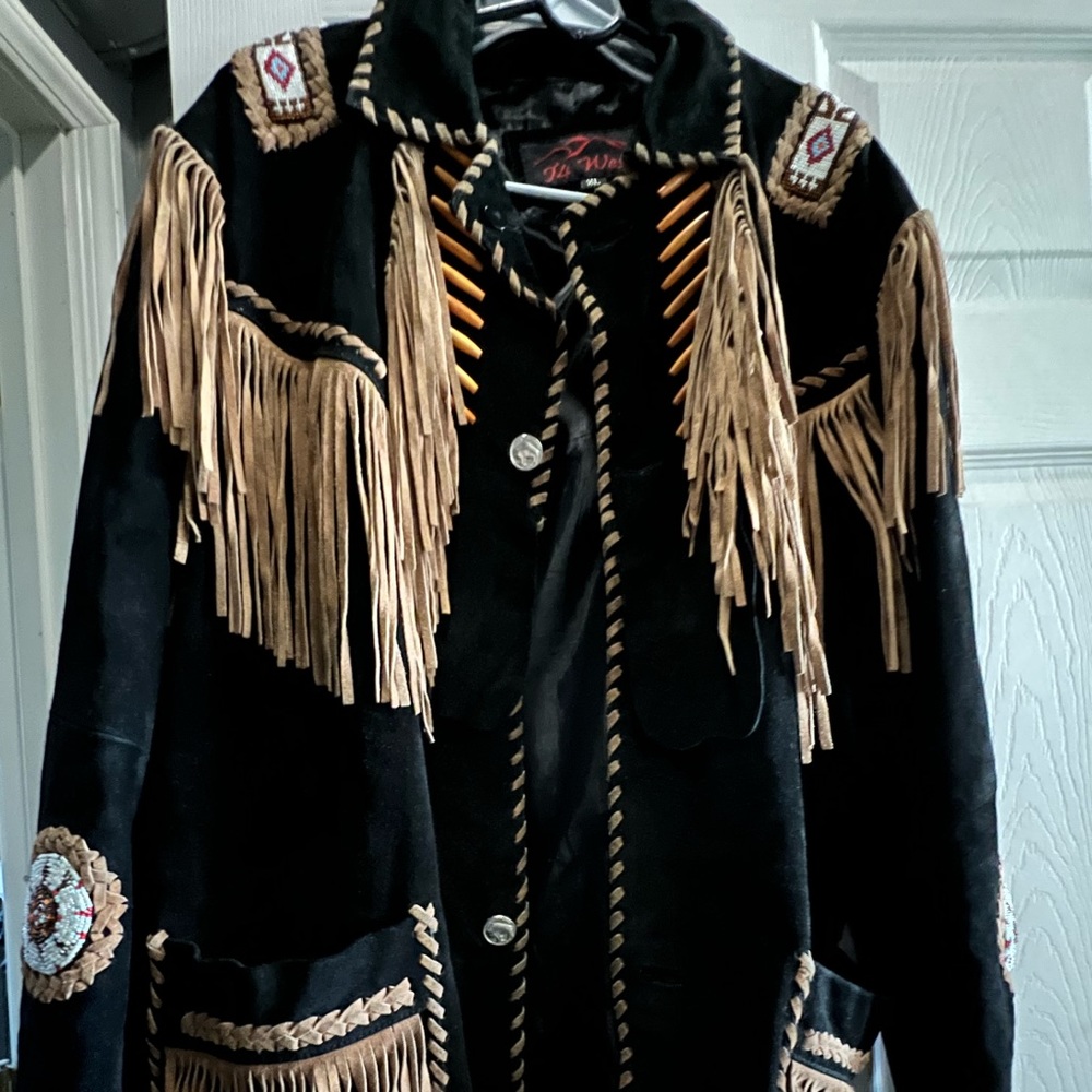 Jacket might have been worn 2 times.This was my dads & he is no longer with us.